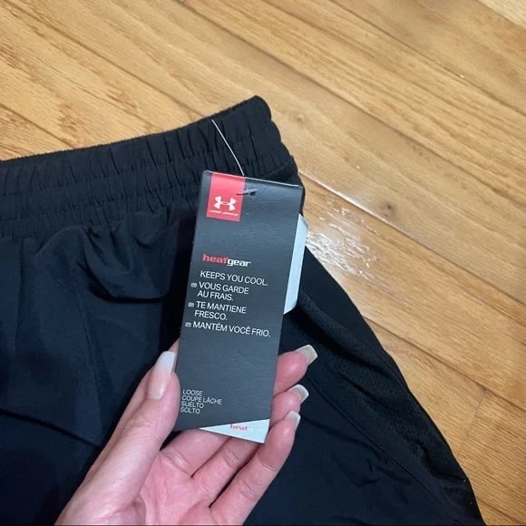 Under Amour Speed Stride Shorts - Picture 4 of 4